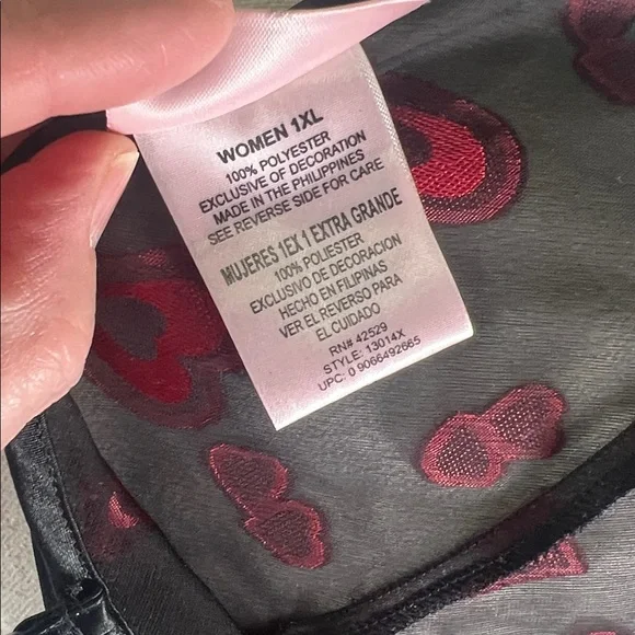 Secret Treasures sheer black with red hearts flowy lingerie top lace up side 1X - Picture 7 of 11